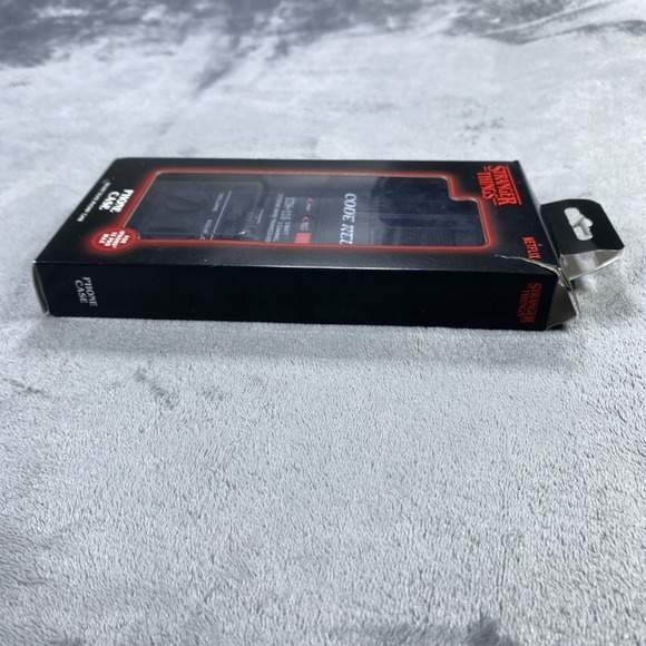 Stranger Things iPhone Phone Case CODE RED Walkie Talkie iPhone 15 Pro Max READ - Picture 4 of 11